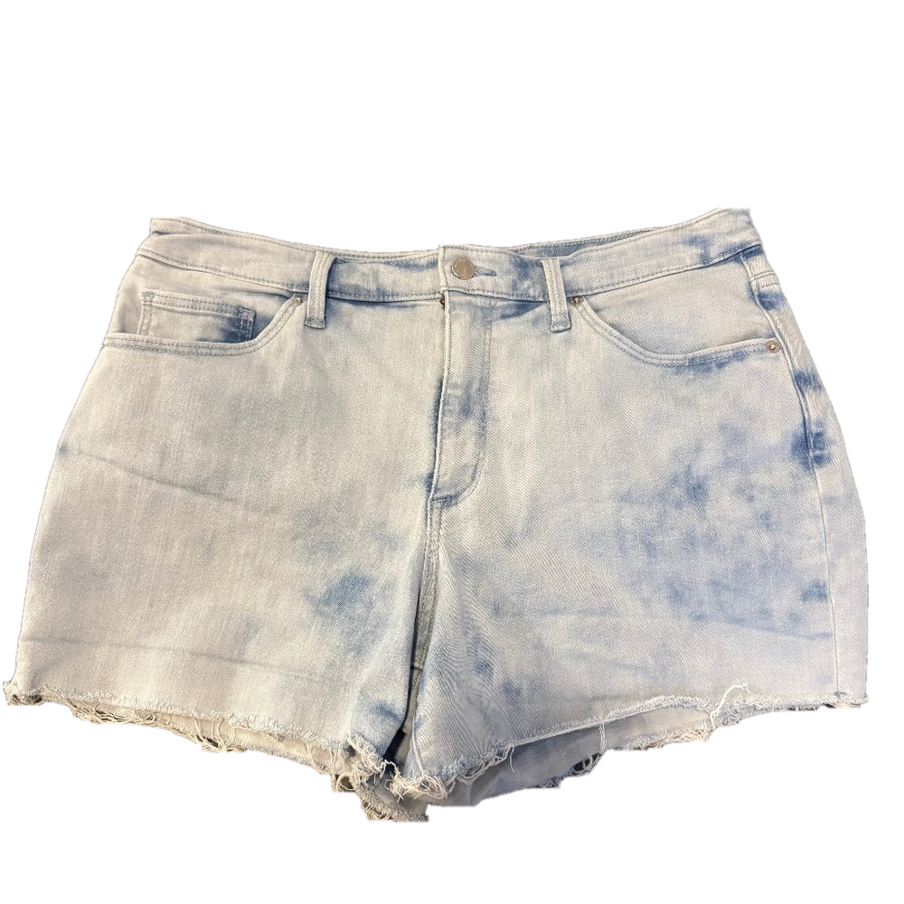 Universal Thread Jean Short